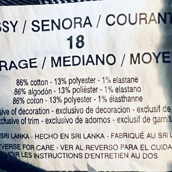 NWT Gloria Vanderbilt Women Amanda Slim Tapered Leg Classic Rise Navy Jeans 18 - Picture 9 of 9